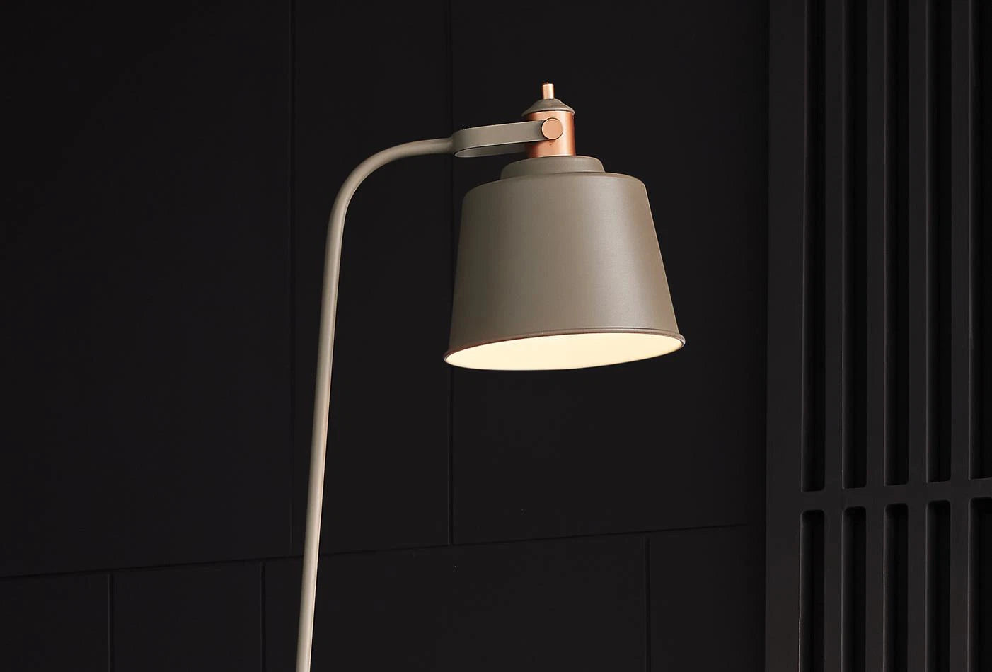 Наземна лампа Solid